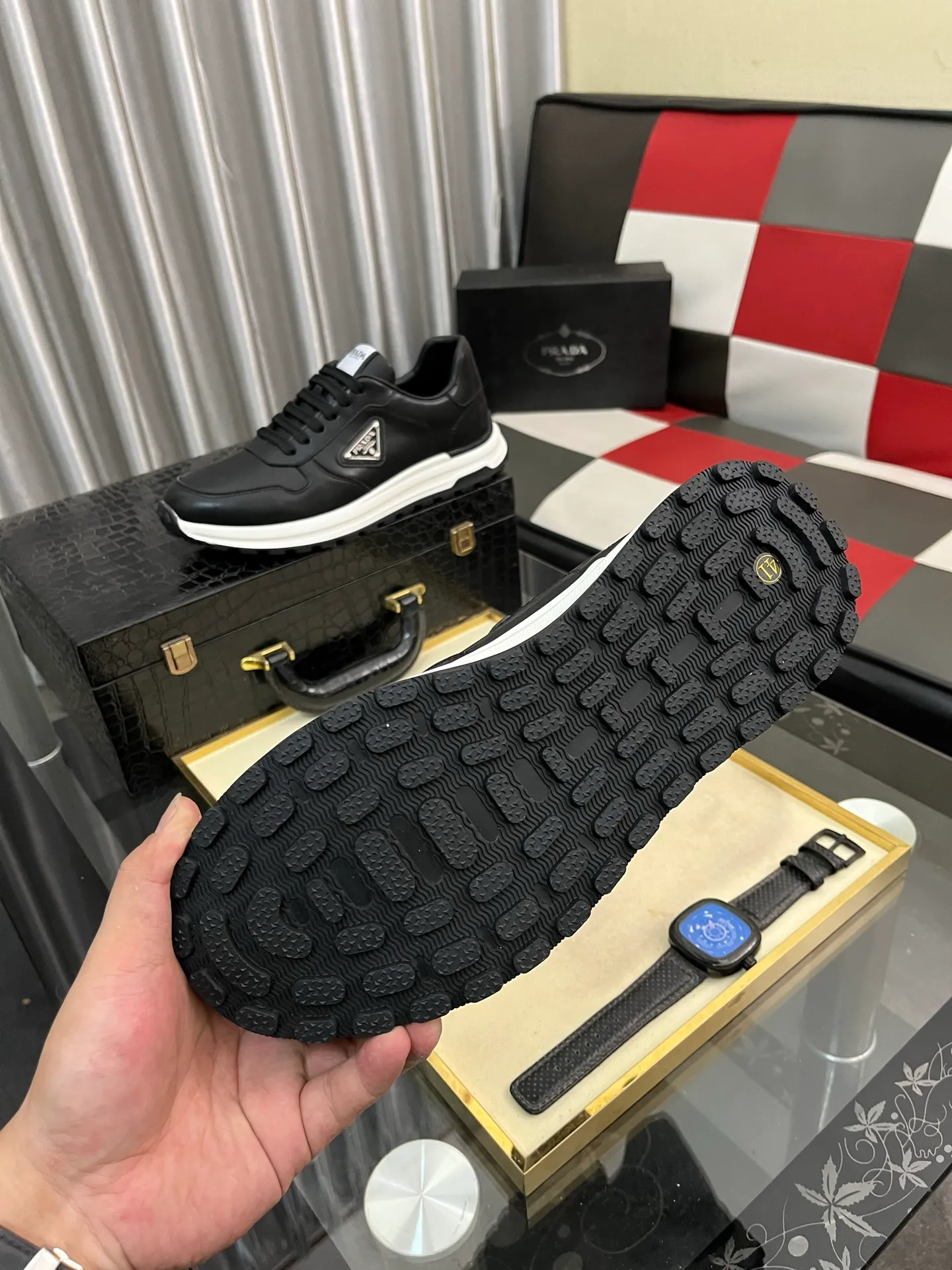 Men's shoes 💰420⌚️⌚️【PRADA】Prada casual shoes, originally developed 1:1, made of high-mercerized cowhide with imported cowhide, silk sheepskin lining, rubber outsole, comfortable and soft on the foot, size: 38-442️⃣Colors available